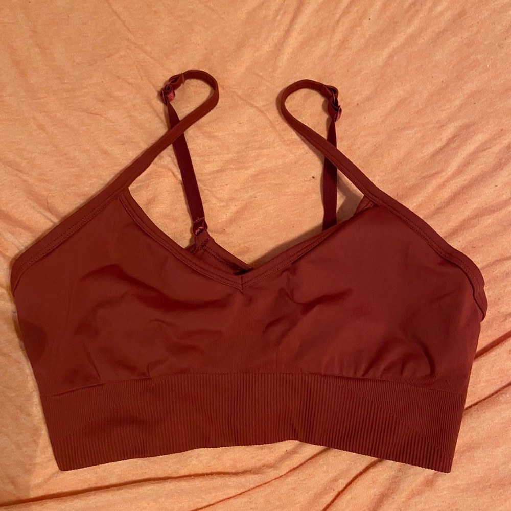 Lululemon ebb to street bra Chianti size 10